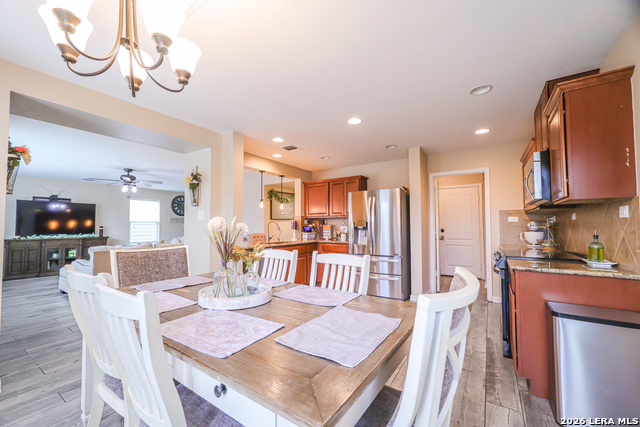 Listing photo id 8 for 6723 Loma Blanca