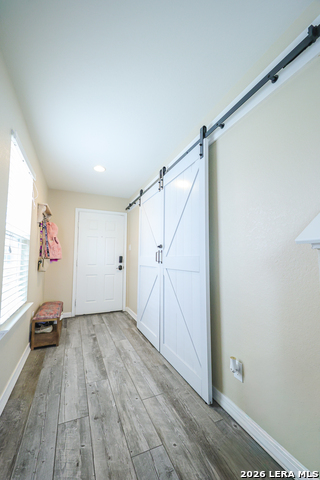 Listing photo id 11 for 6723 Loma Blanca