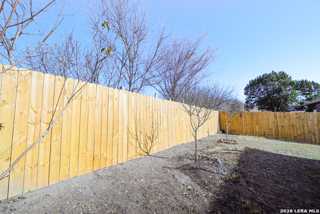 Listing photo id 23 for 6723 Loma Blanca