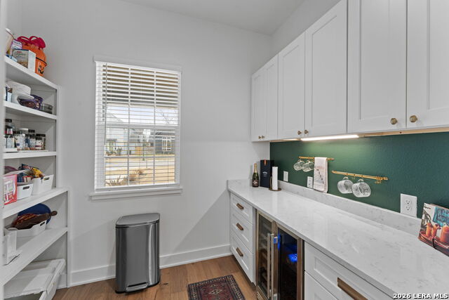 Image 19 of 44 For 415 Alexander Ave