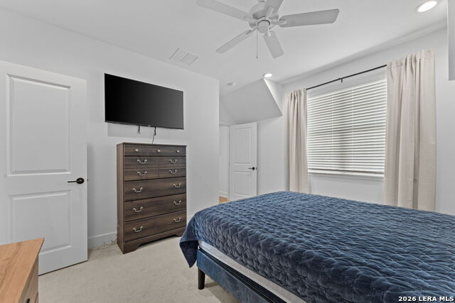 Image 31 of 44 For 415 Alexander Ave