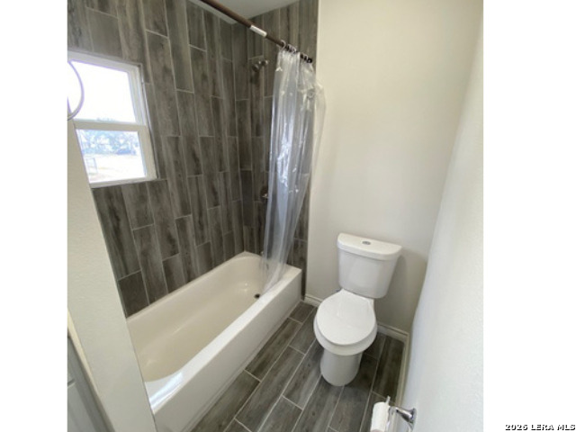 Image 9 of 9 For 2601 Morales