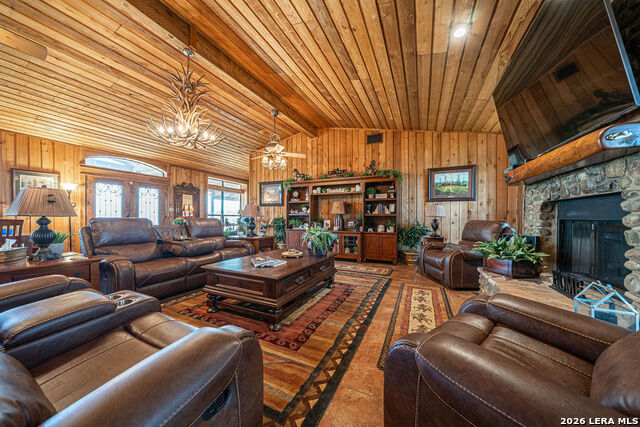 Image 24 of 52 For 13633 Us Highway 87 South