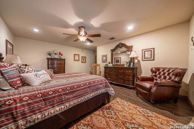 Image 26 of 52 For 13633 Us Highway 87 South