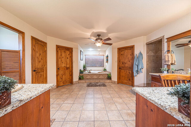 Image 36 of 52 For 13633 Us Highway 87 South