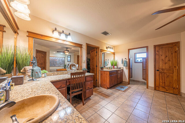 Image 40 of 52 For 13633 Us Highway 87 South