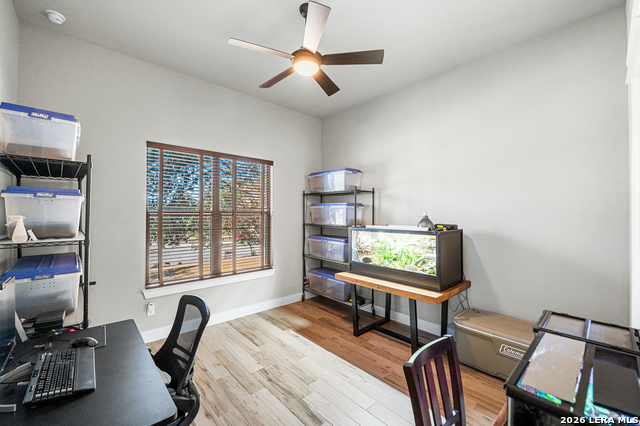 Image 31 of 70 For 407 Havasu  