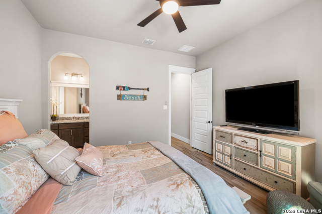 Image 32 of 70 For 407 Havasu  