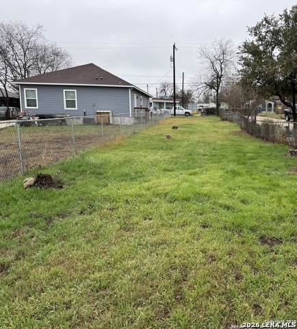 Image 3 of 4 For 237 Chickering Ave