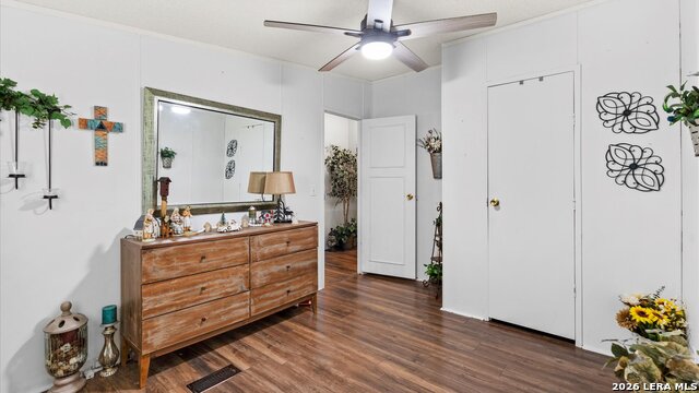 Listing photo id 12 for 1656 Pecan Nw