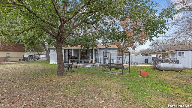 Listing photo id 17 for 1656 Pecan Nw