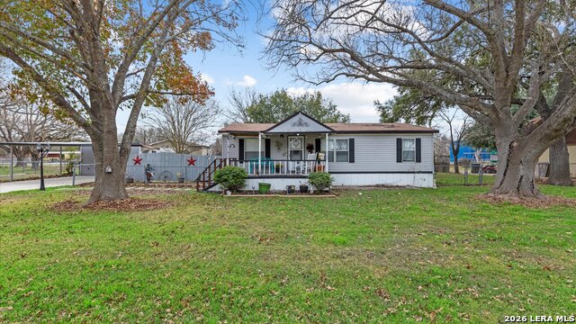 Listing photo id 0 for 1656 Pecan Nw