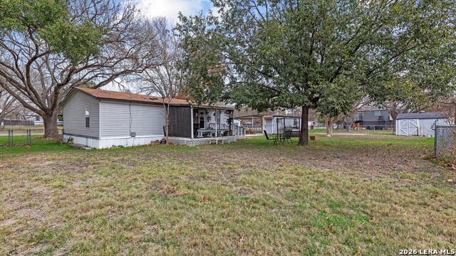 Listing photo id 18 for 1656 Pecan Nw