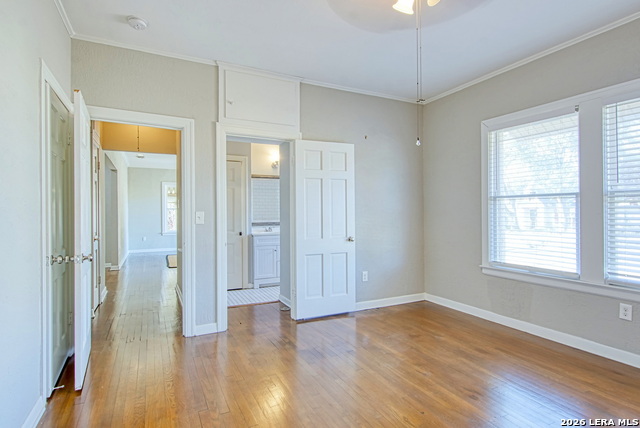 Image 31 of 39 For 204 Lovera Blvd