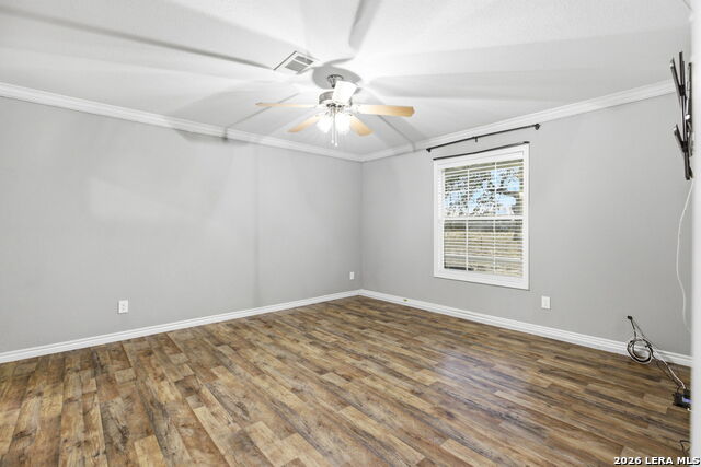 Image 16 of 67 For 2383 Tomblin