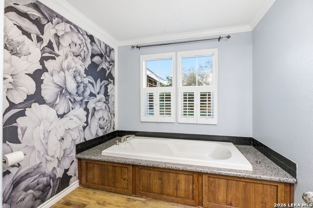 Image 18 of 67 For 2383 Tomblin