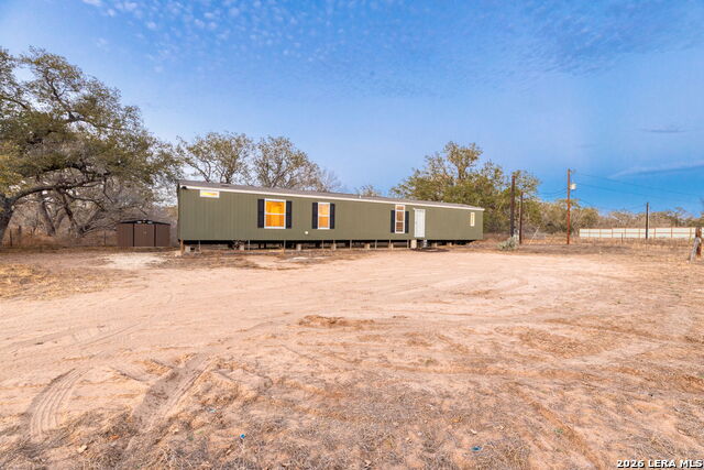 Image 26 of 67 For 2383 Tomblin