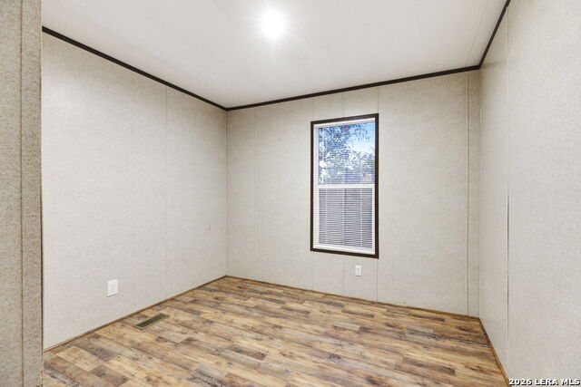 Image 34 of 67 For 2383 Tomblin