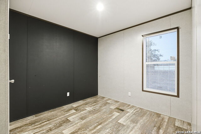 Image 36 of 67 For 2383 Tomblin