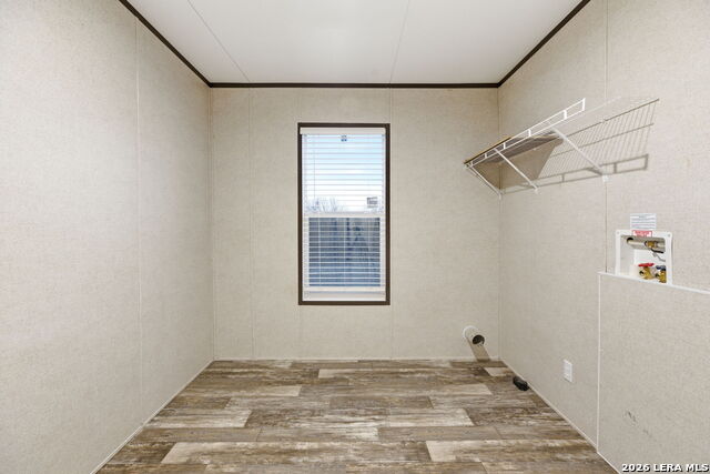 Image 37 of 67 For 2383 Tomblin