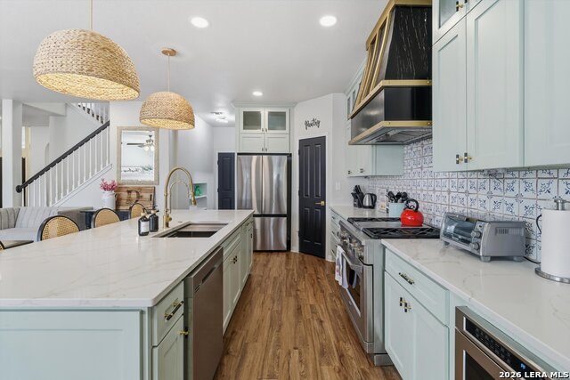 Image 11 of 33 For 9218 Tay Dr  