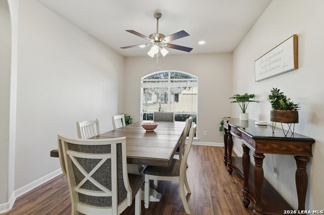 Image 12 of 33 For 9218 Tay Dr  