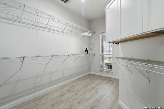 Image 20 of 33 For 9218 Tay Dr  