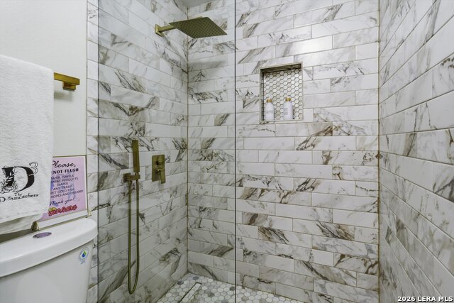 Image 26 of 33 For 9218 Tay Dr  