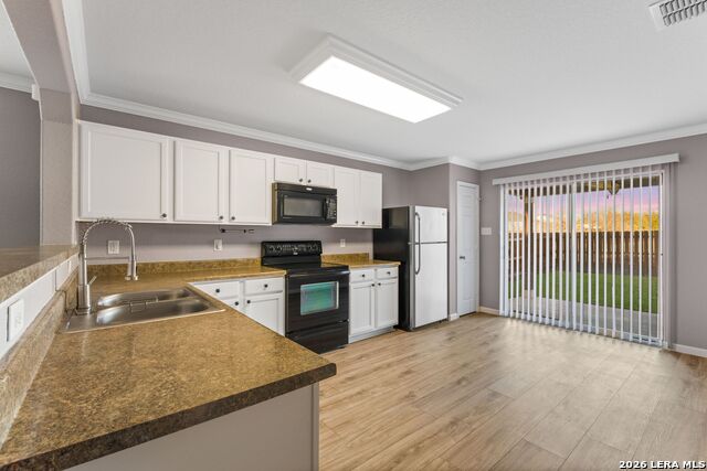 Image 12 of 31 For 170 Palazzo Torre