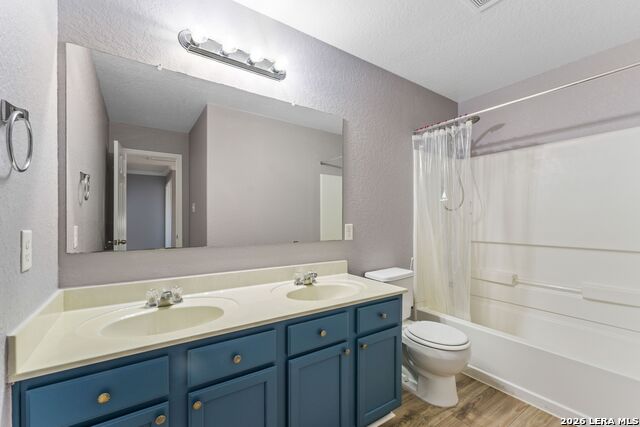 Image 24 of 31 For 170 Palazzo Torre