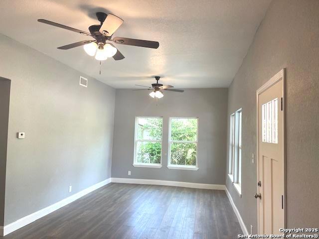 Image 5 of 40 For 2215 Saint Anthony