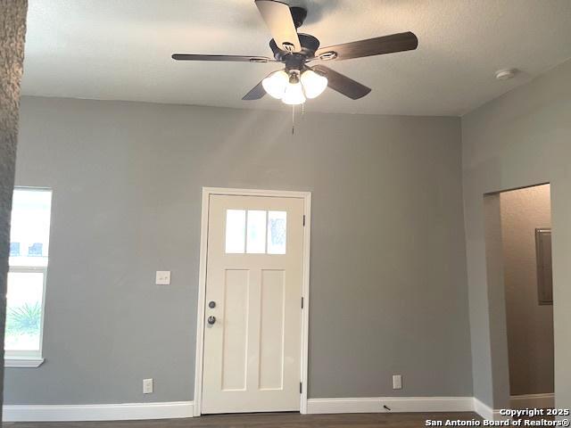 Image 7 of 40 For 2215 Saint Anthony