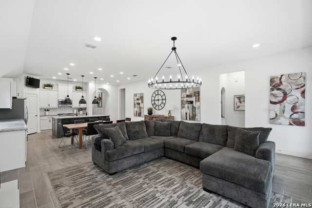 Image 15 of 40 For 14107 Rio Lobo