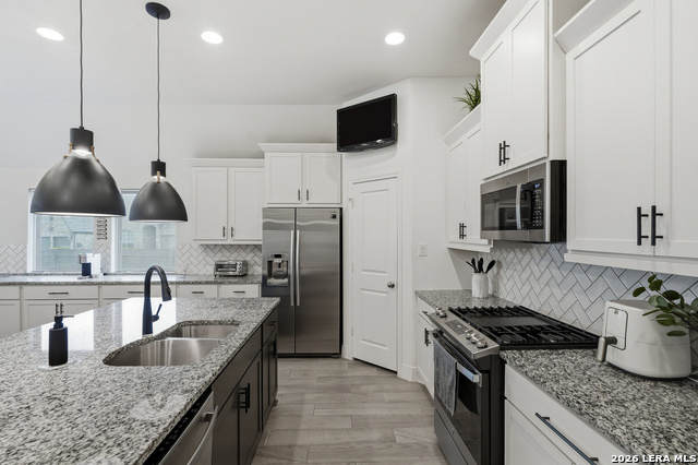 Image 20 of 40 For 14107 Rio Lobo