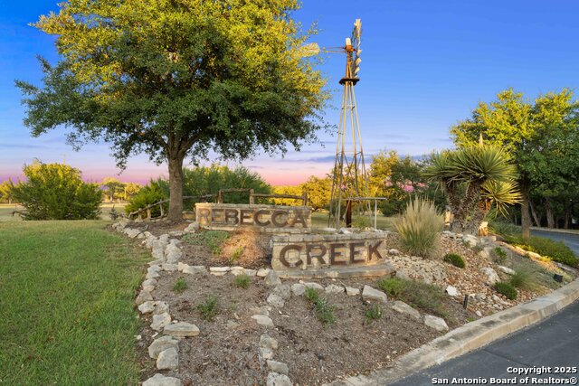 Listing photo id 99 for 1043 Twin River