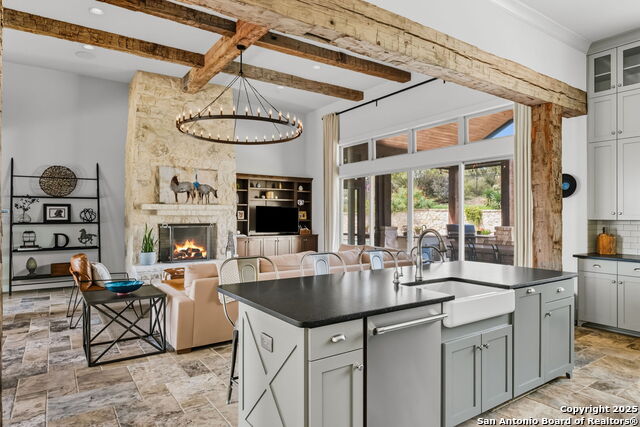 Listing photo id 29 for 1043 Twin River