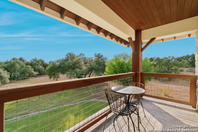 Listing photo id 55 for 1043 Twin River