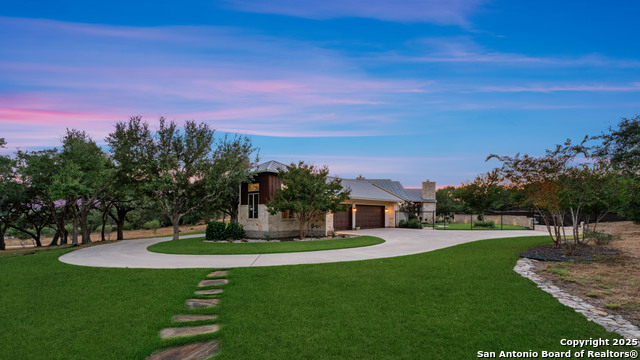 Listing photo id 69 for 1043 Twin River