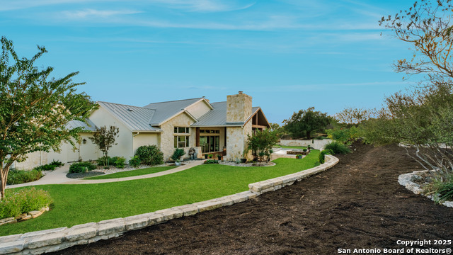 Listing photo id 82 for 1043 Twin River