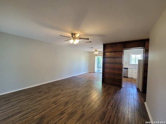 Image 16 of 24 For 521-523 Southtrail Drive