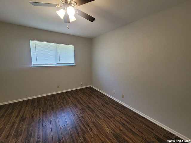 Image 19 of 24 For 521-523 Southtrail Drive