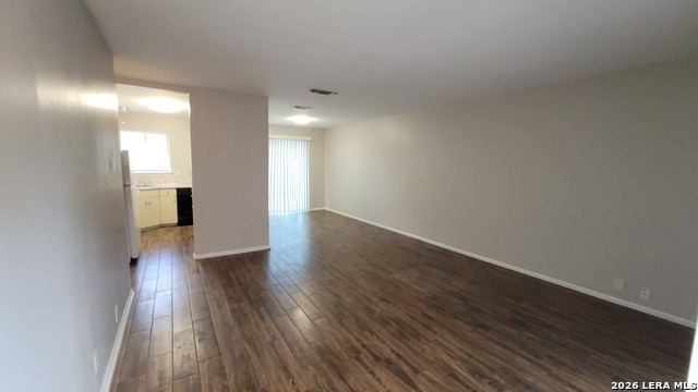 Image 5 of 24 For 521-523 Southtrail Drive