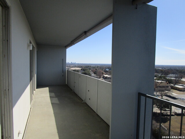 Image 18 of 34 For 7039 San Pedro Ave  1110