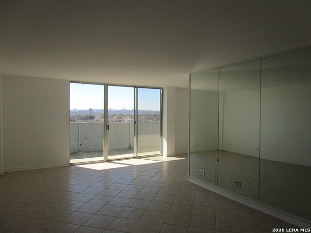 Image 2 of 34 For 7039 San Pedro Ave  1110