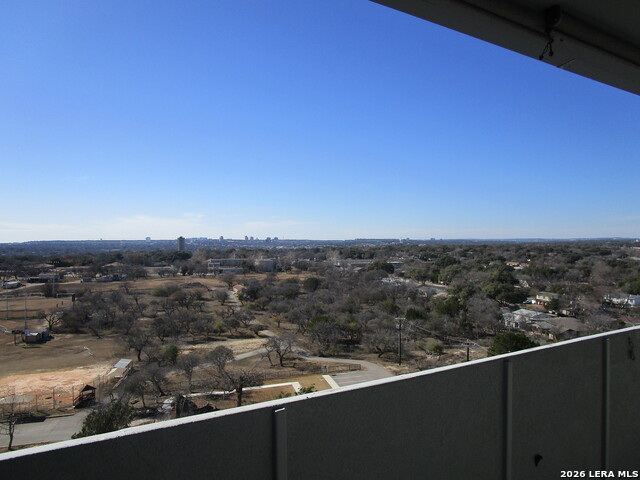 Image 22 of 34 For 7039 San Pedro Ave  1110