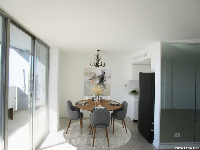 Image 5 of 34 For 7039 San Pedro Ave  1110