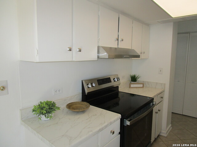 Image 8 of 34 For 7039 San Pedro Ave  1110