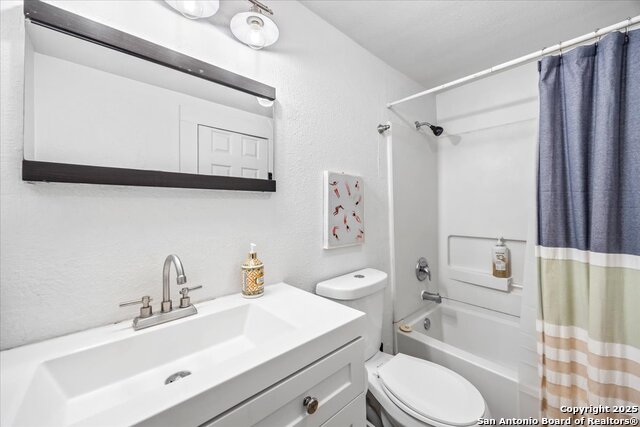 Image 13 of 46 For 302 Lamar  