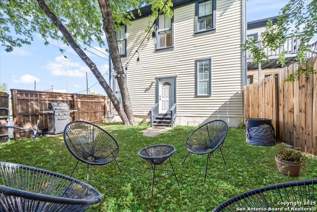 Image 19 of 46 For 302 Lamar  