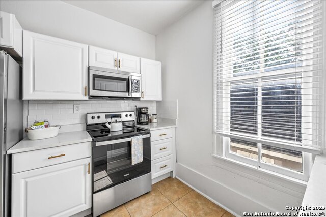 Image 30 of 46 For 302 Lamar  